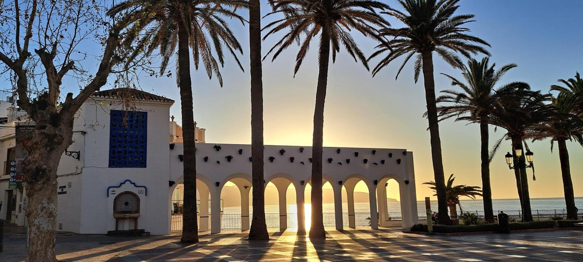 Torresol Sea View Lägenhet Nerja Exteriör bild